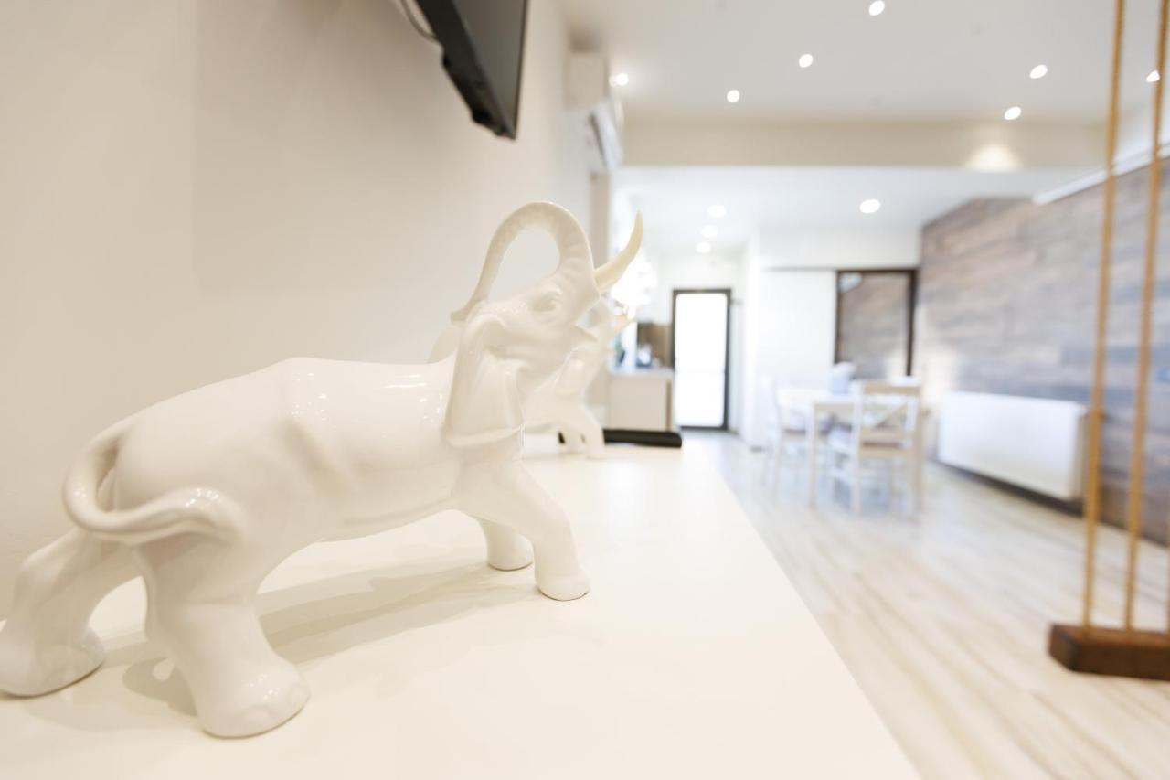 Archi S Lounge Apartment กาลาจิ ภายนอก รูปภาพ